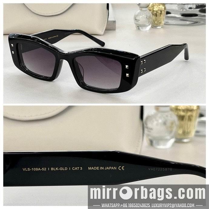 Replica Valentino Glasses 010301