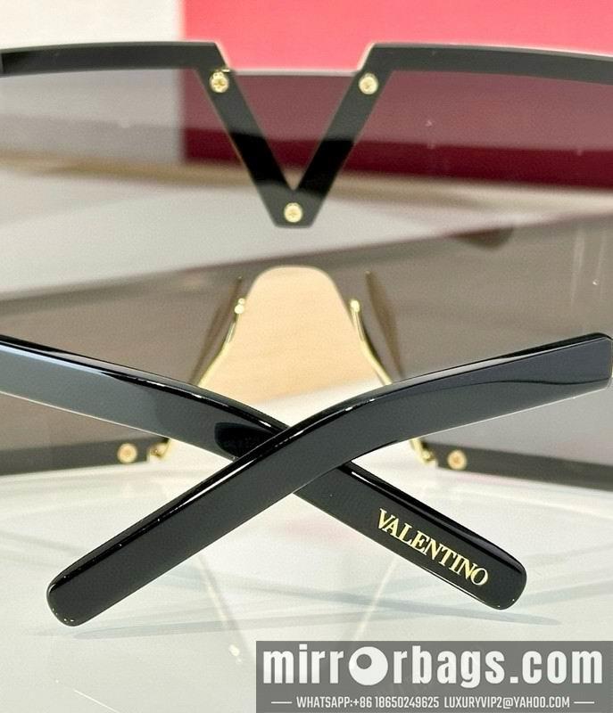 Replica Valentino Glasses 03smh09