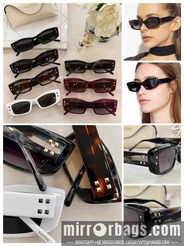 Replica Valentino Glasses 010301