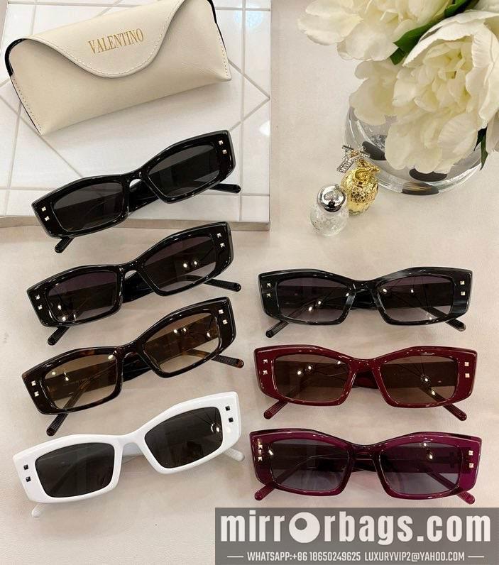Replica Valentino Glasses 010301