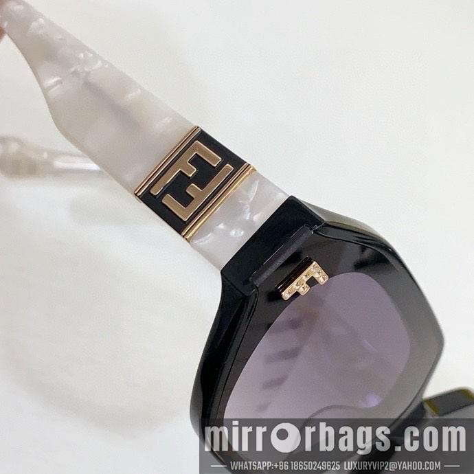 Replica Fendi Glasses smx158