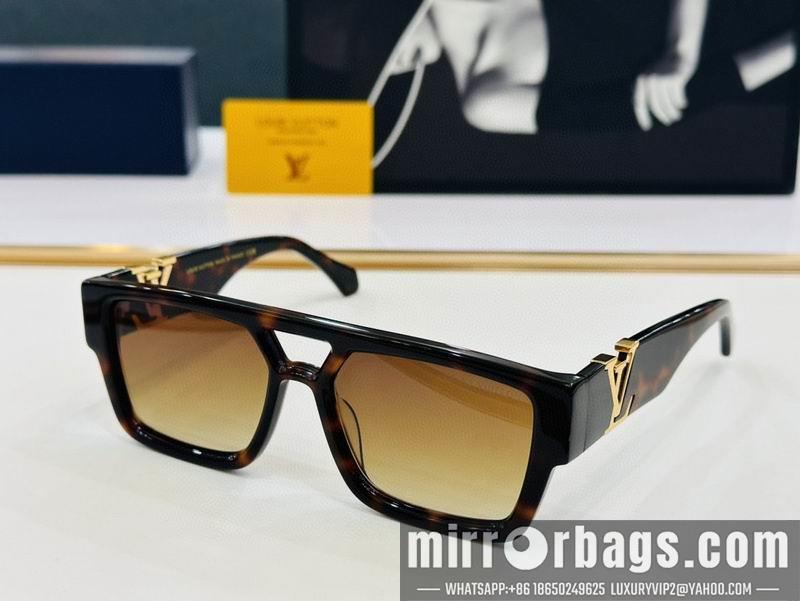Replica LV Glasses smr97