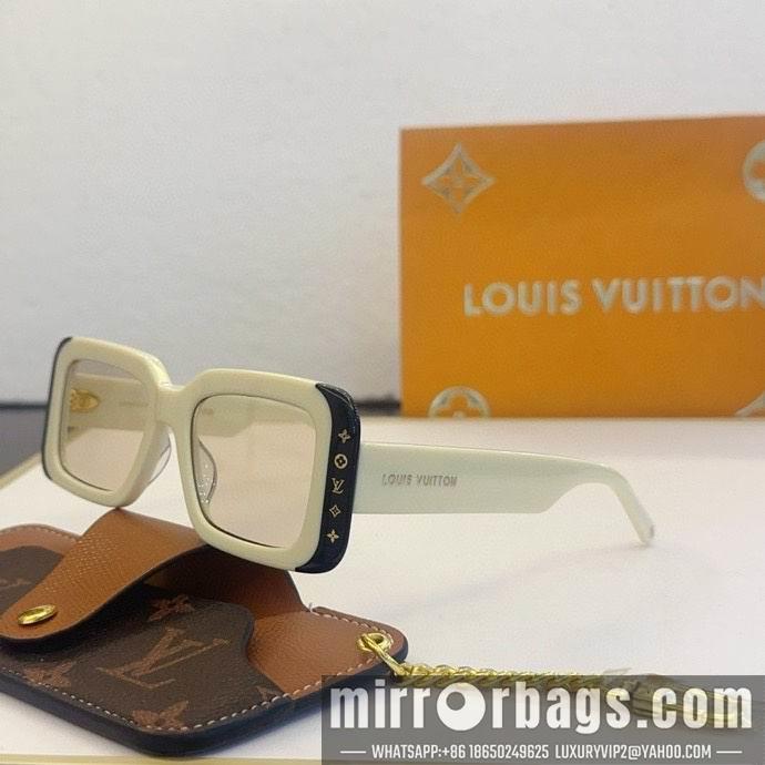 Replica LV Glasses smr04