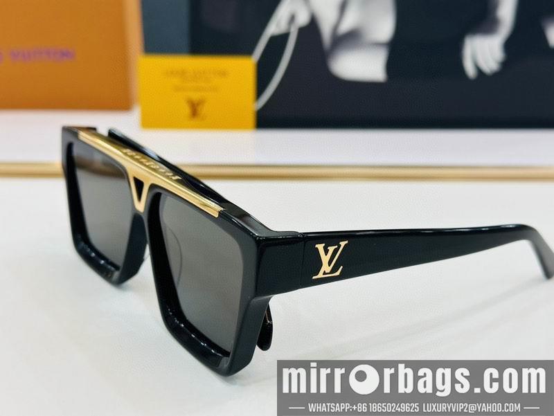 Replica LV Glasses smr100