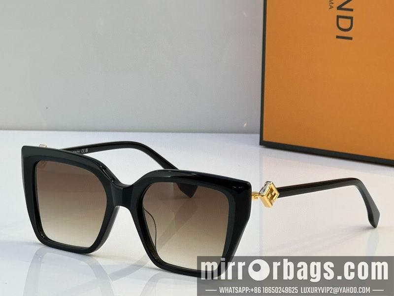 Replica LV Glasses smh100