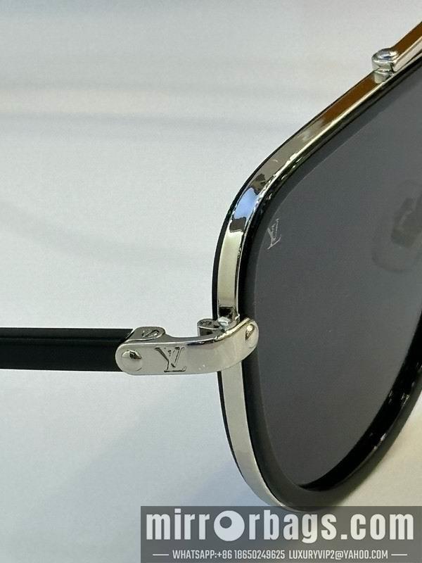 Replica LV Glasses smh18