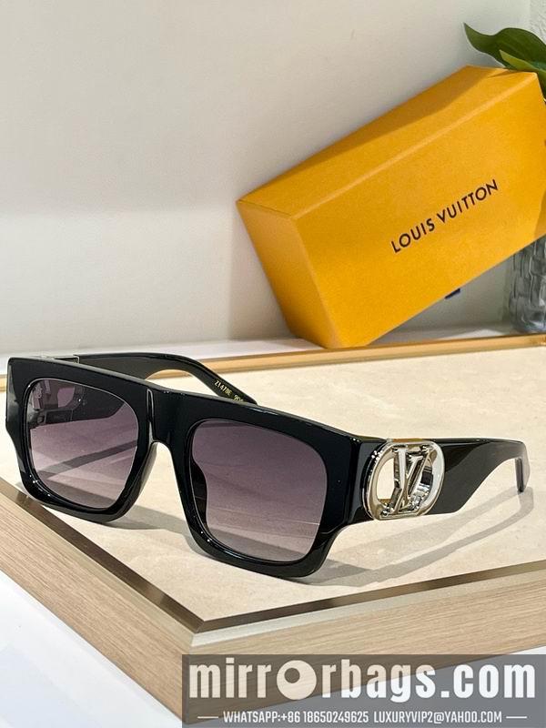 Replica LV Glasses smr53