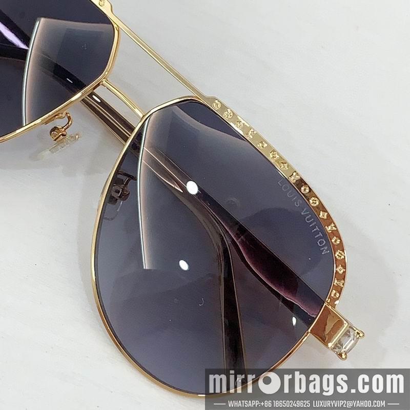 Replica LV Glasses smr49