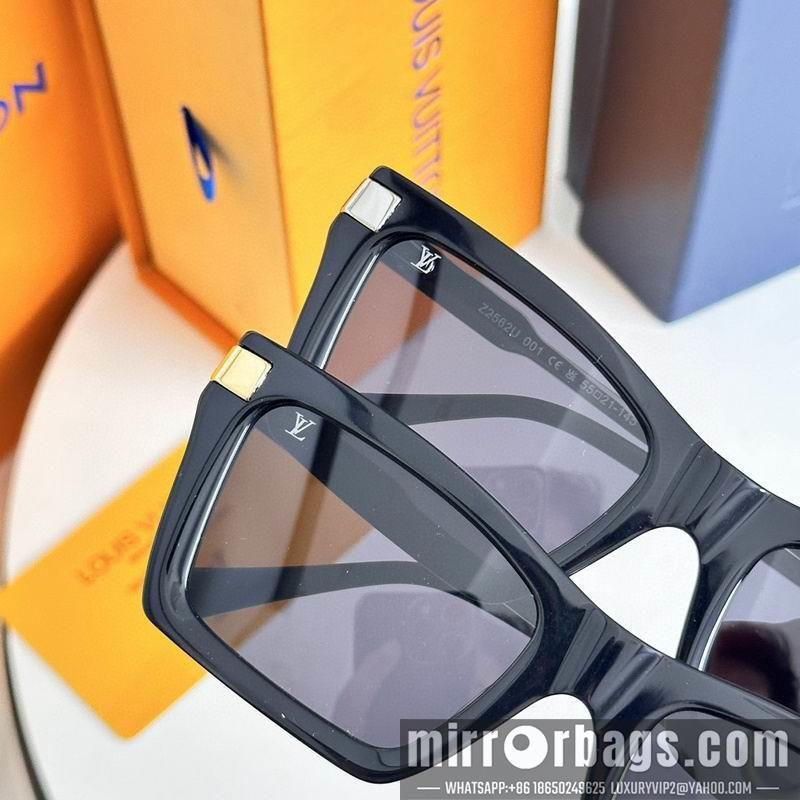 Replica LV Glasses smr146