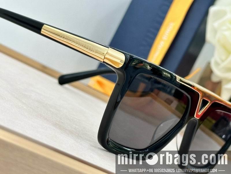 Replica LV Glasses smh158
