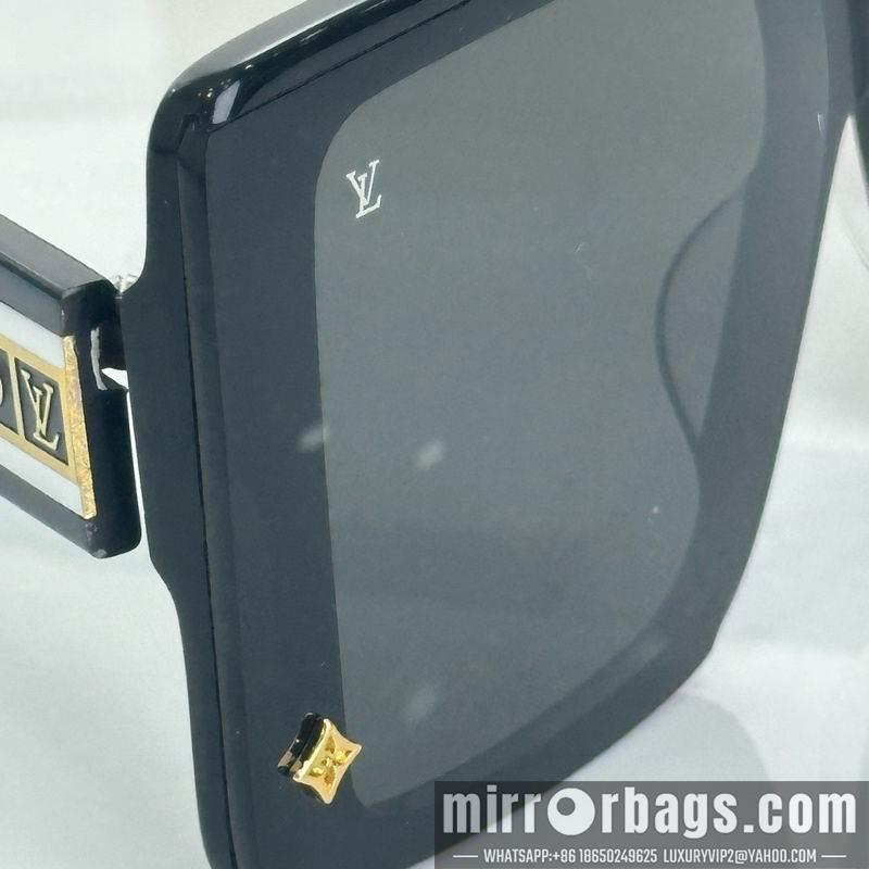 Replica LV Glasses smx107