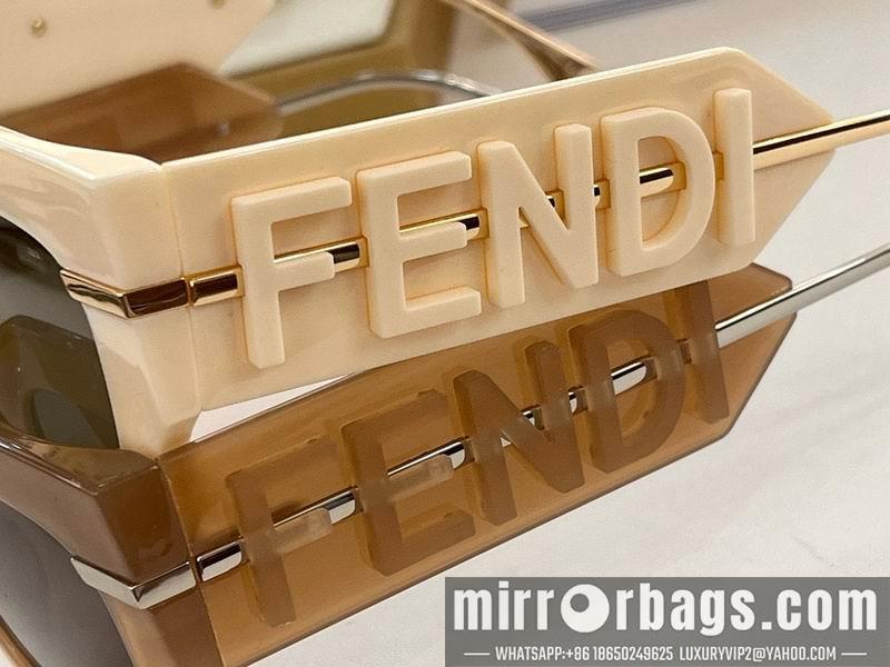 Replica Fendi Glasses smx82