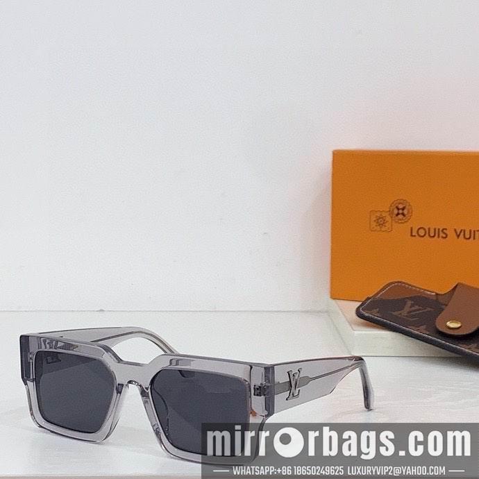Replica LV Glasses smr11