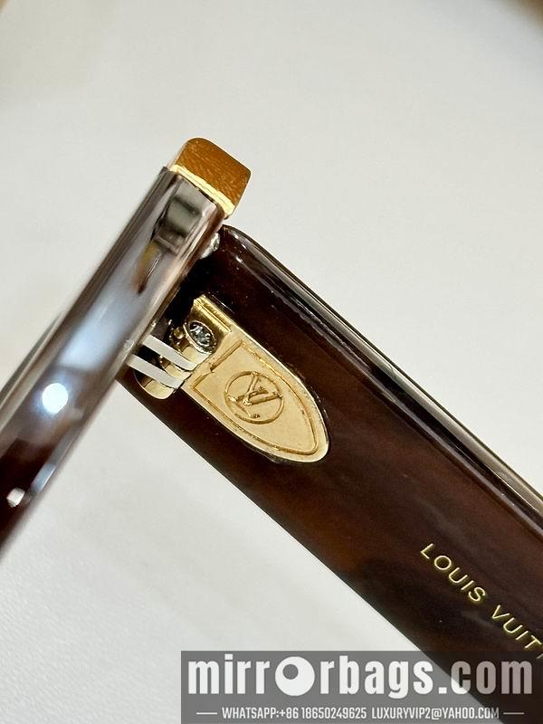 Replica LV Glasses smh109