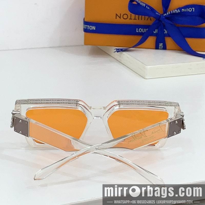 Replica LV Glasses smr47