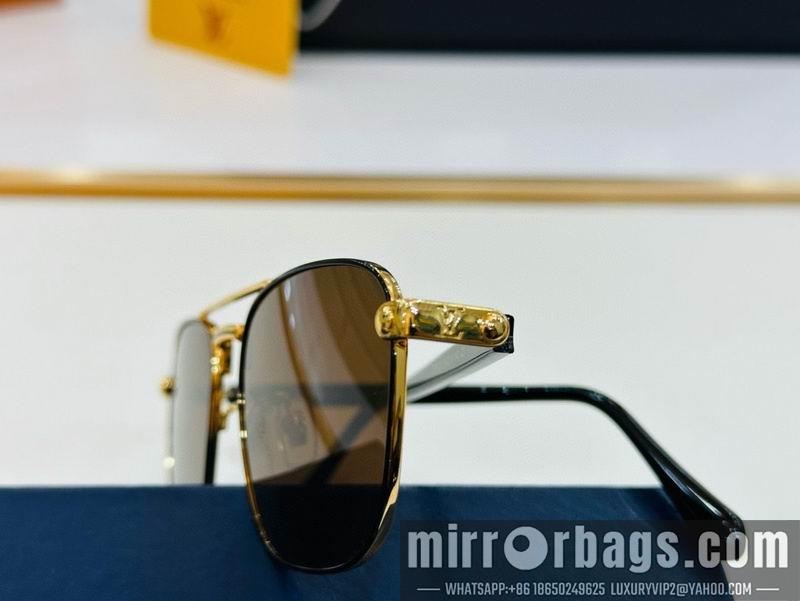 Replica LV Glasses smr39