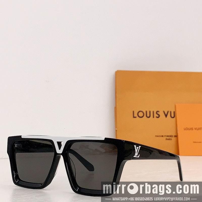 Replica LV Glasses smr52