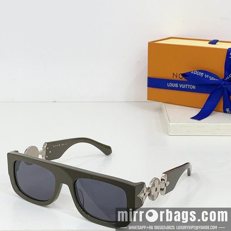 Replica LV Glasses smr43