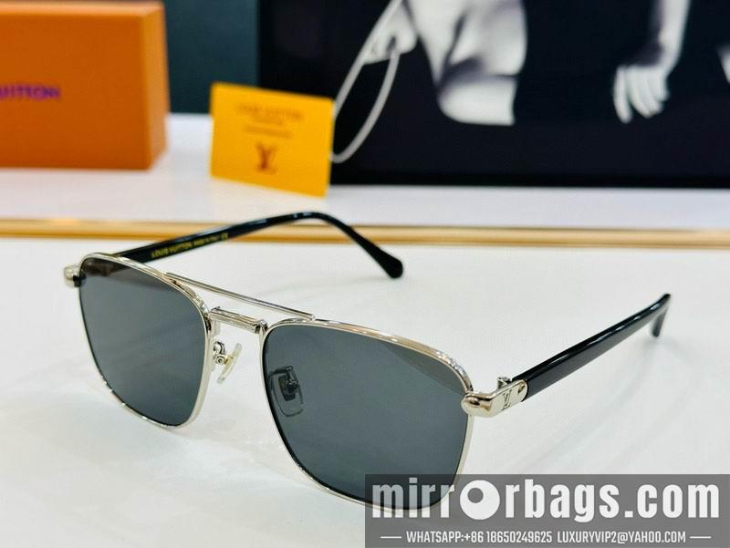 Replica LV Glasses smr39