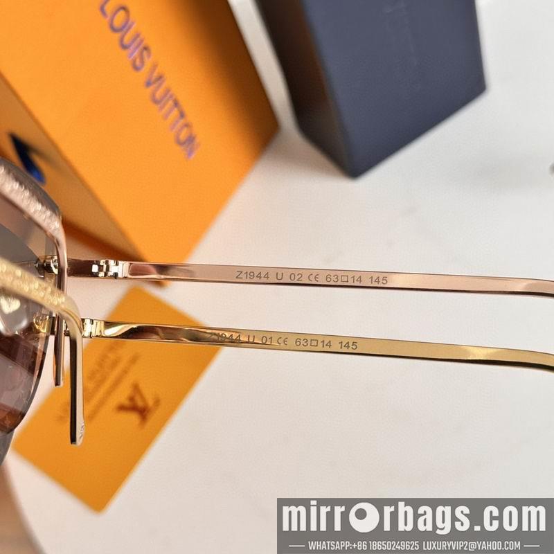 Replica LV Glasses smh128