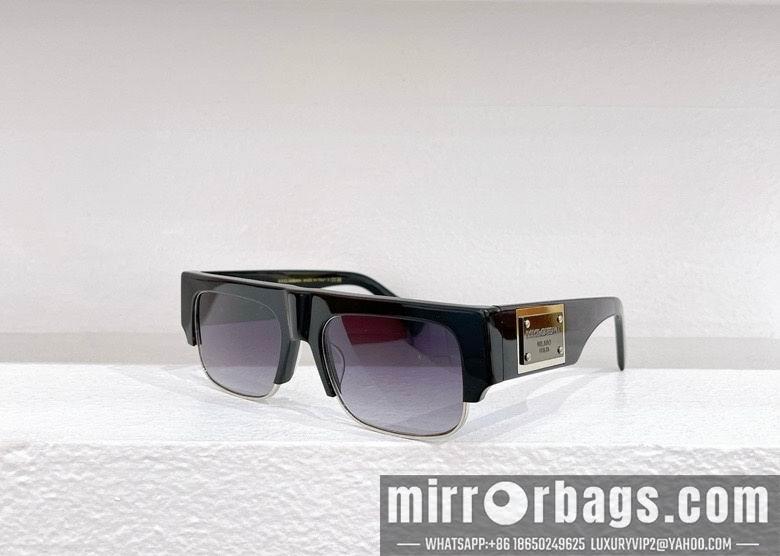 Replica DG Glasses 010217