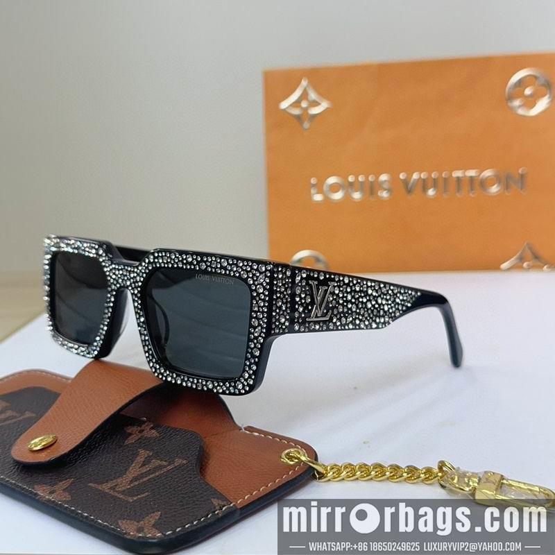 Replica LV Glasses smr124