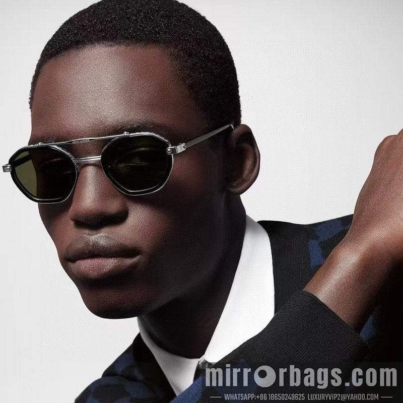 Replica LV Glasses smr136