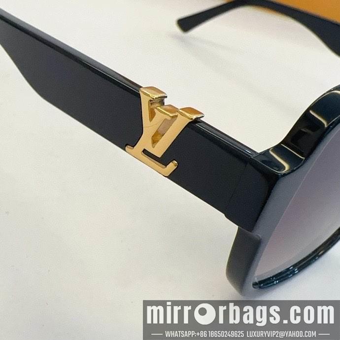 Replica LV Glasses smr07