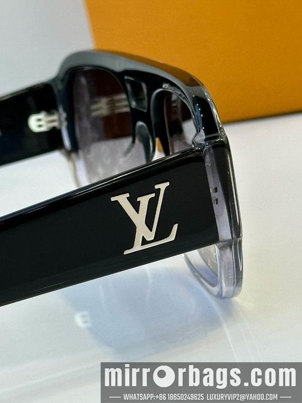 Replica LV Glasses smh47