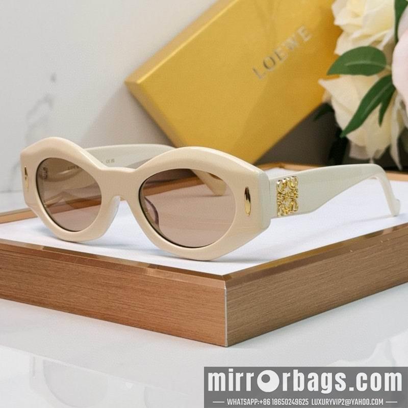 Replica loewe Glasses 03smh44