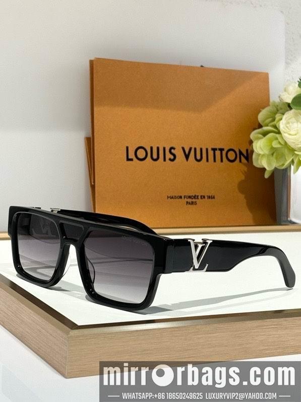 Replica LV Glasses smx204