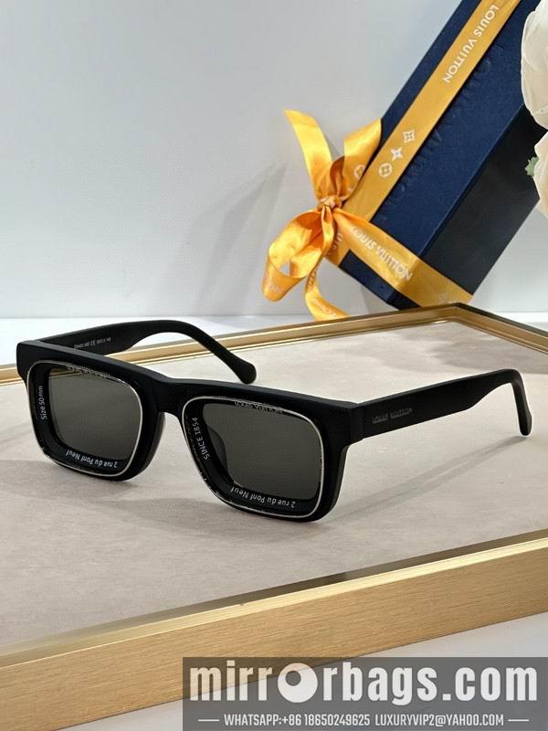 Replica LV Glasses smh21