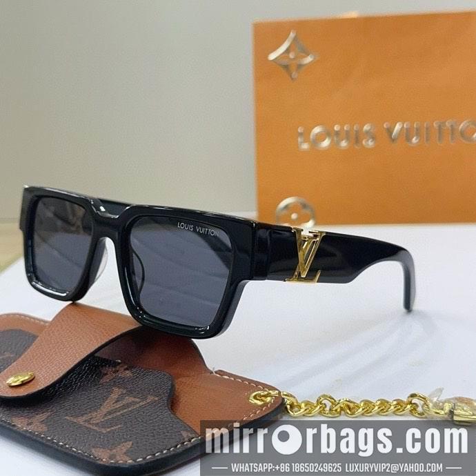 Replica LV Glasses smr19