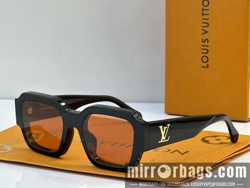 Replica LV Glasses smh48