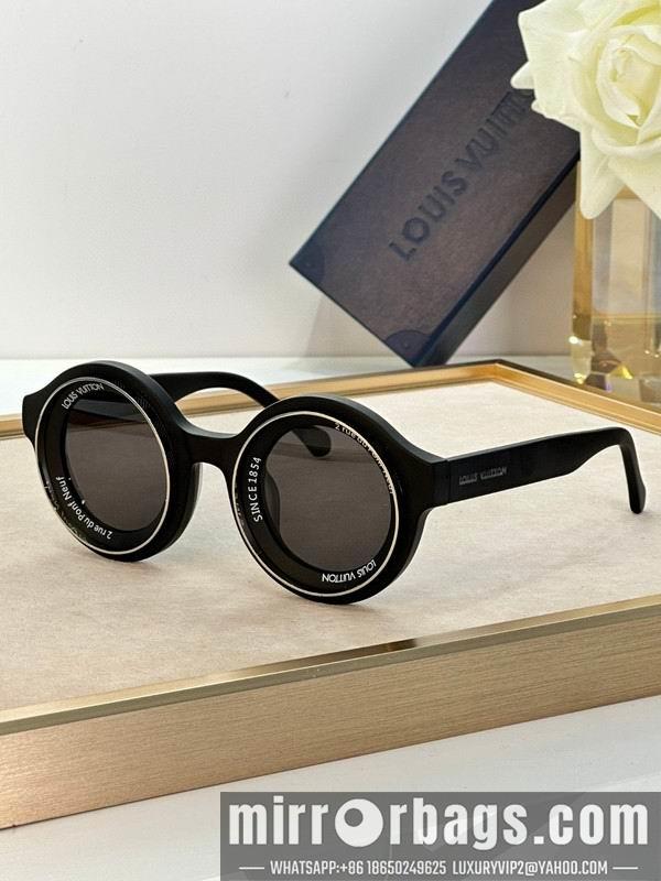 Replica LV Glasses smh16