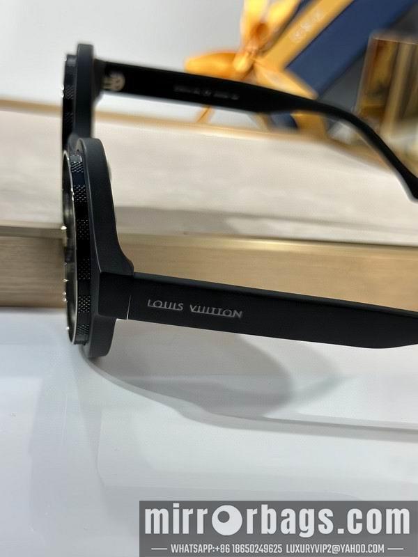 Replica LV Glasses smh16