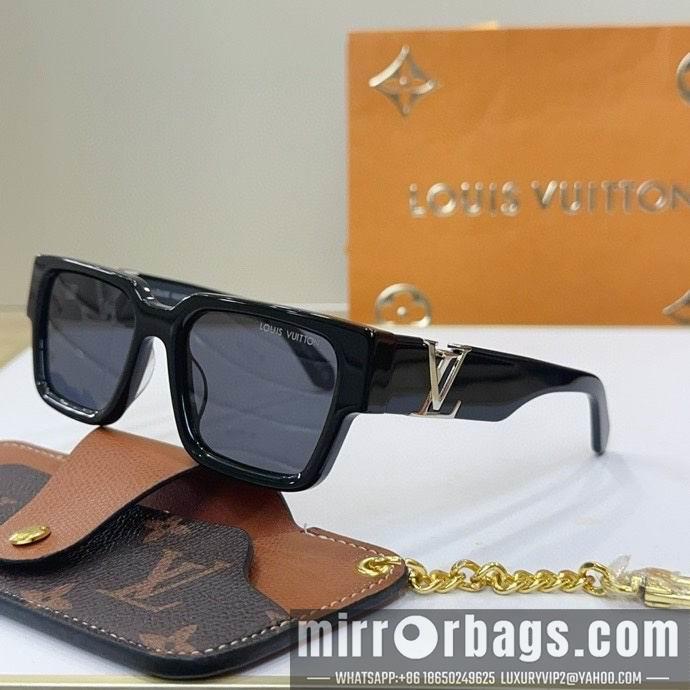 Replica LV Glasses smr19