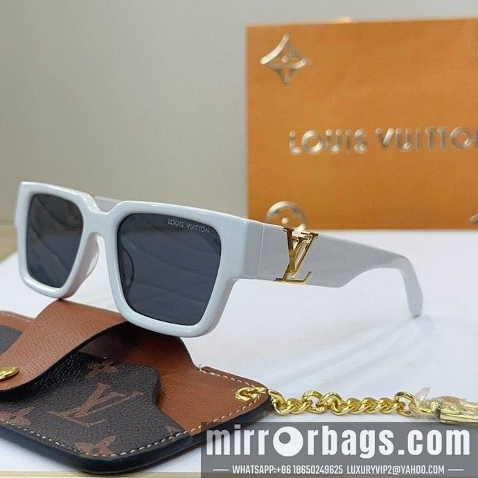 Replica LV Glasses smr19