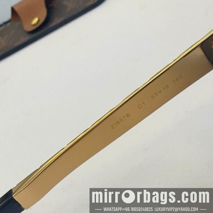 Replica LV Glasses smx211