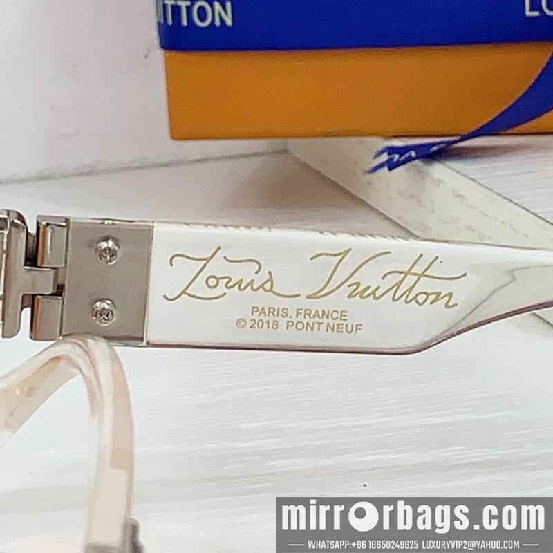 Replica LV Glasses smr47