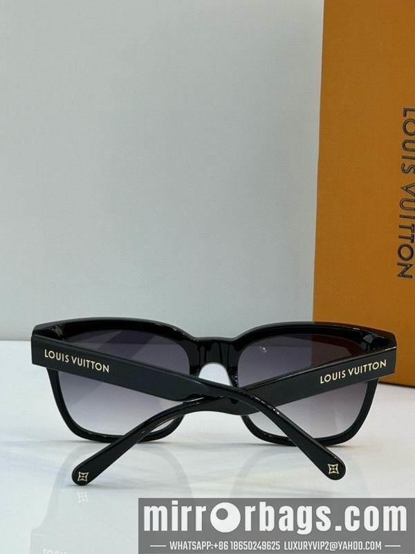 Replica LV Glasses smh11