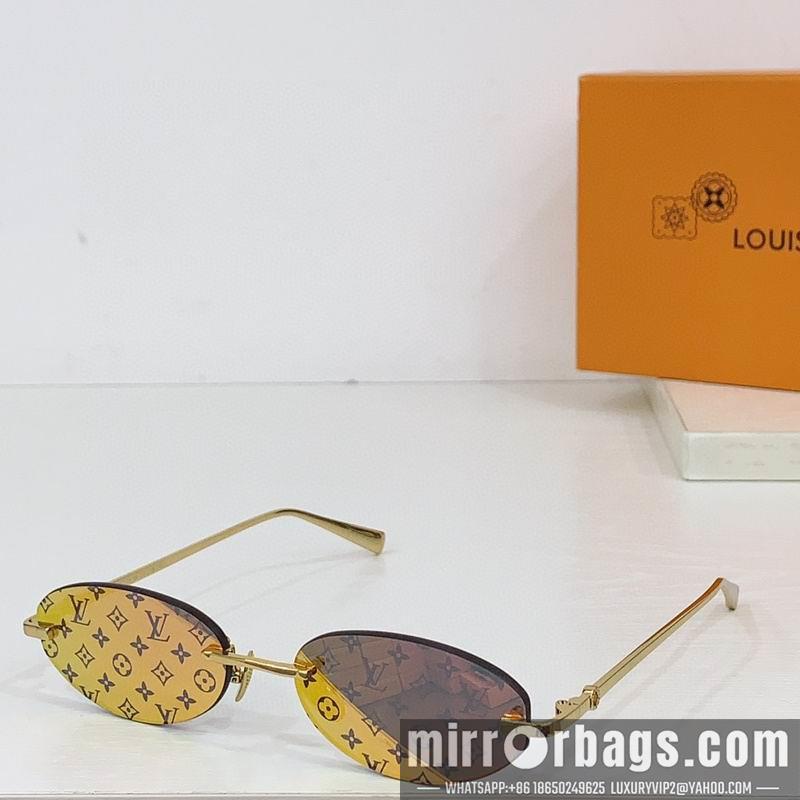 Replica LV Glasses smr59