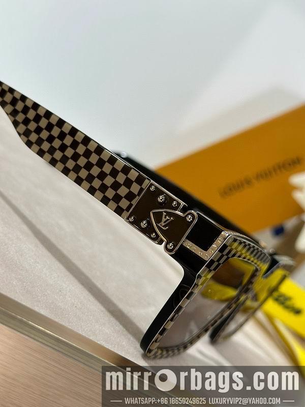 Replica LV Glasses smx126