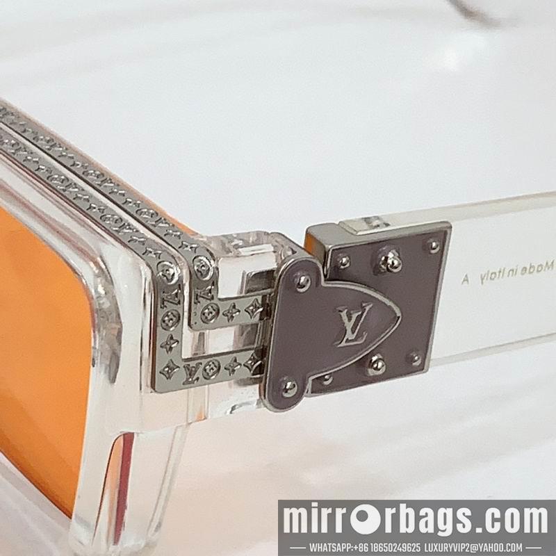 Replica LV Glasses smr47