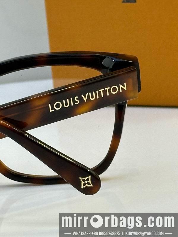 Replica LV Glasses smh11
