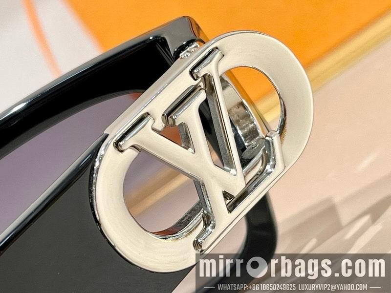Replica LV Glasses smr54