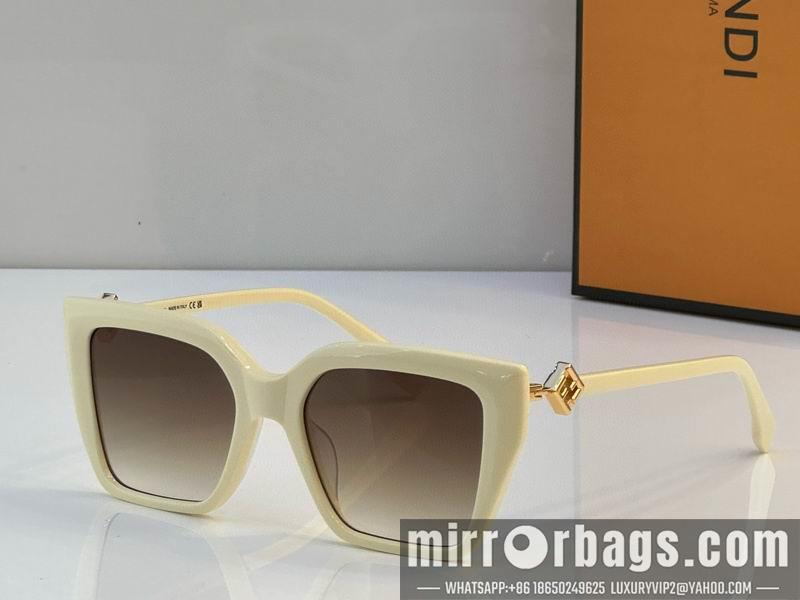 Replica LV Glasses smh100