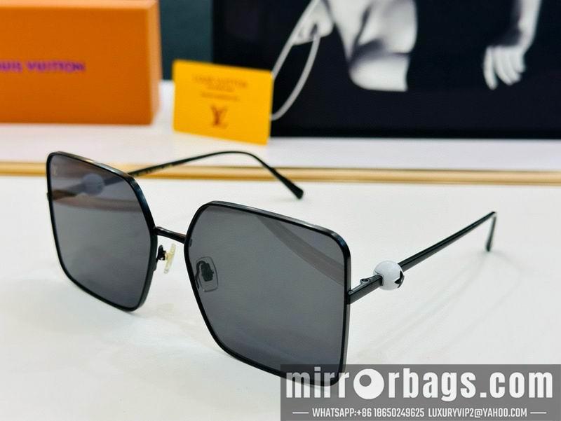Replica LV Glasses smr38