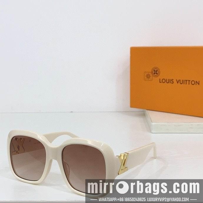 Replica LV Glasses smr17