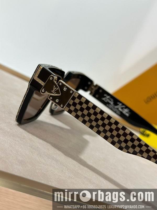 Replica LV Glasses smx126